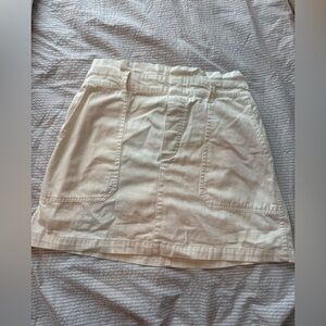 American eagle white mini skirt size medium